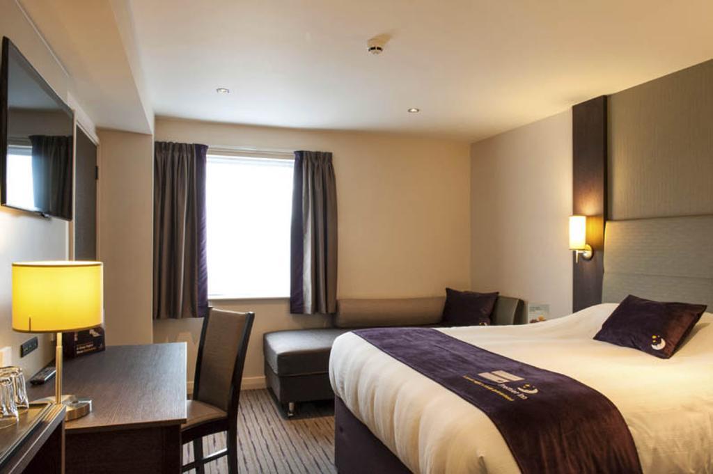 Premier Inn London Croydon West - Purley A23 Habitación foto